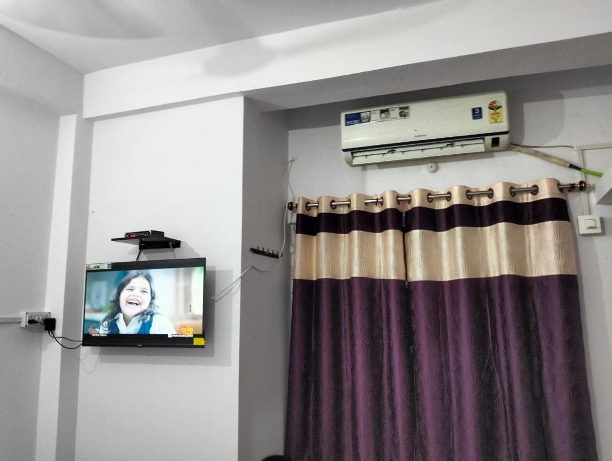 Darbar Homestay Гая Екстериор снимка