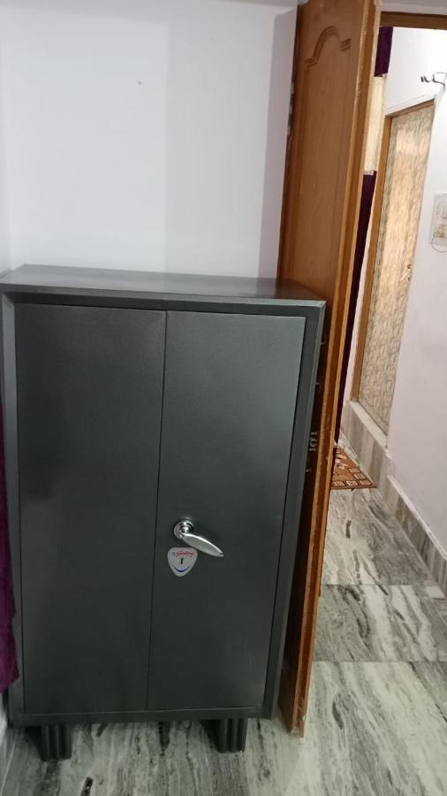 Darbar Homestay Гая Екстериор снимка